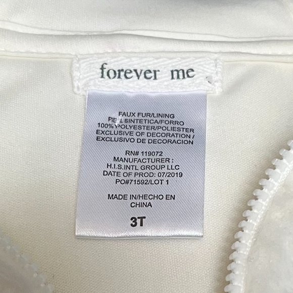 ‘Forever Me’ White Soft, ‘Furry’ Unicorn Childs Poncho/Cape - Picture 6 of 8